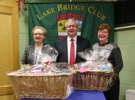 Lake Bridge Club Christmas Hamper nett winners Mary Maxwell and Theresa Frayne with Gerry O'Gorman Club President