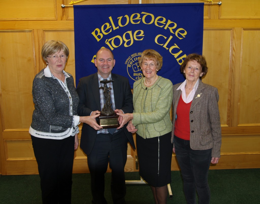 Credit Union pairs competition winners, Kathleen Daly & Edna Craig with Tom Allen Mullingar Credit union & Eileen Leavy, President Belvedere Bridge club